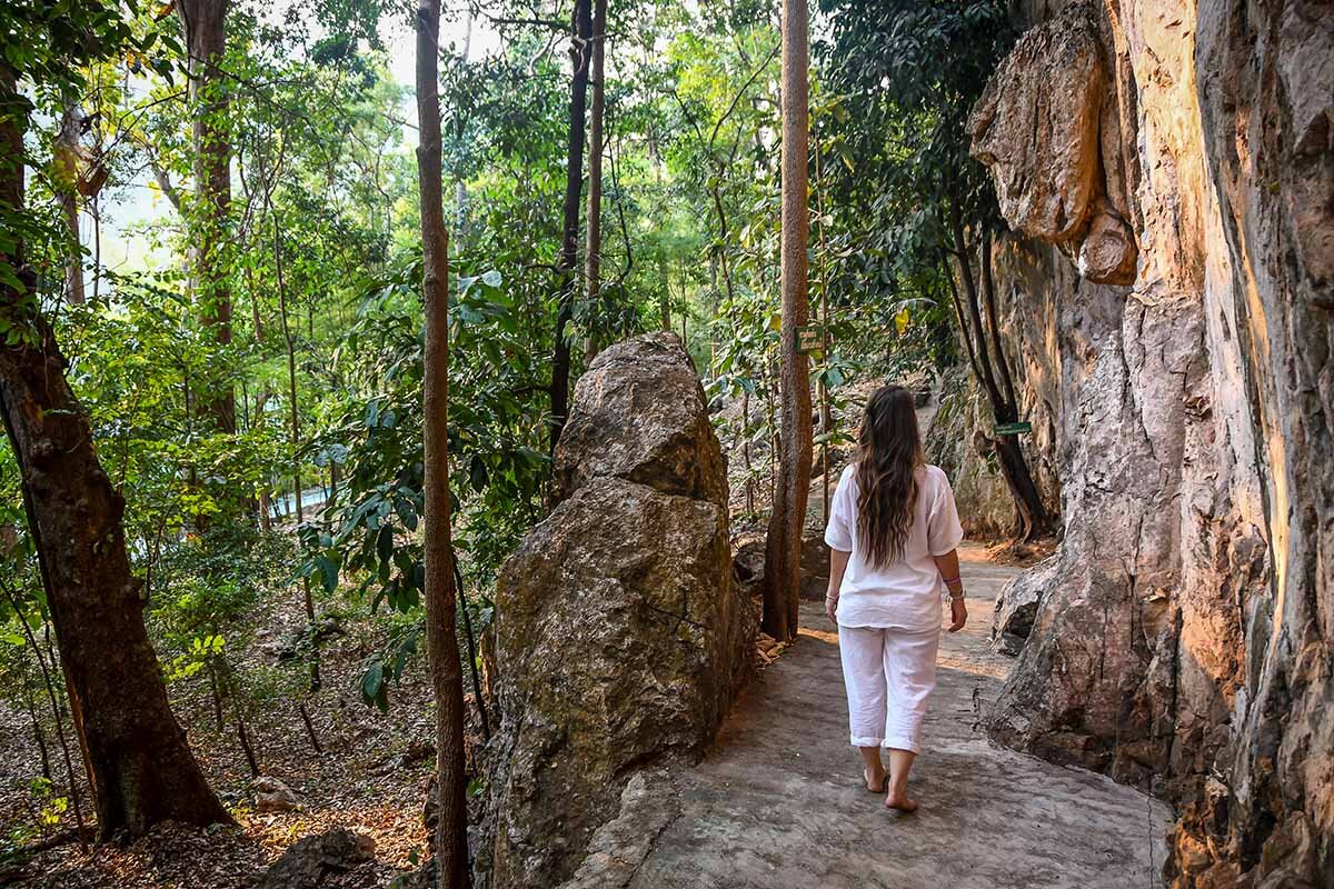 Meditation Retreat in Thailand Wat Pa Tam Wua Walking Meditation