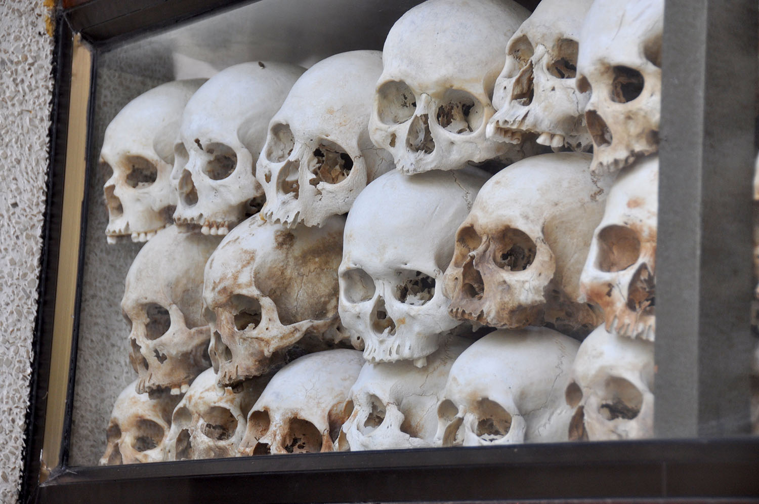 Killing Fields Cambodia skulls