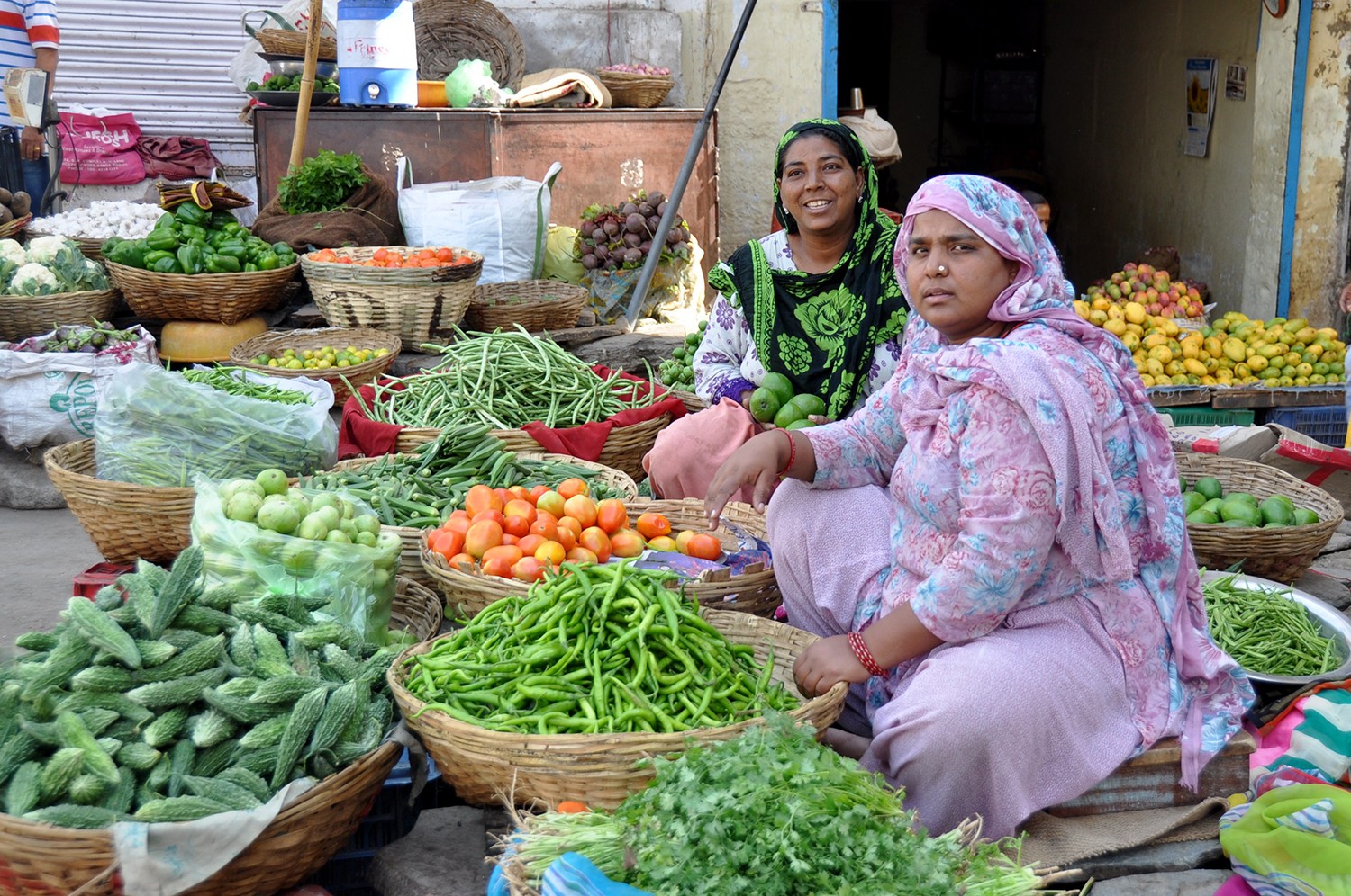 Women selling vegetables in India