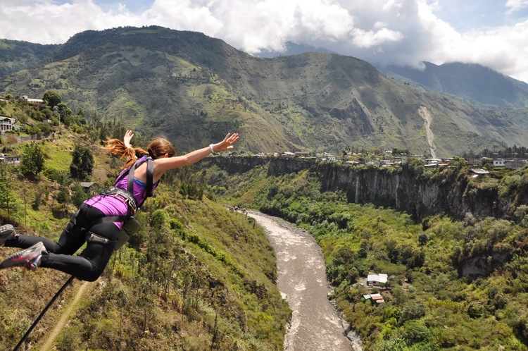 Puenting Bungee Jumping Banos Ecuador