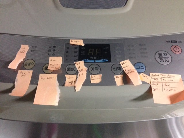 We would be seriously lost without the post-its on our washing machine.