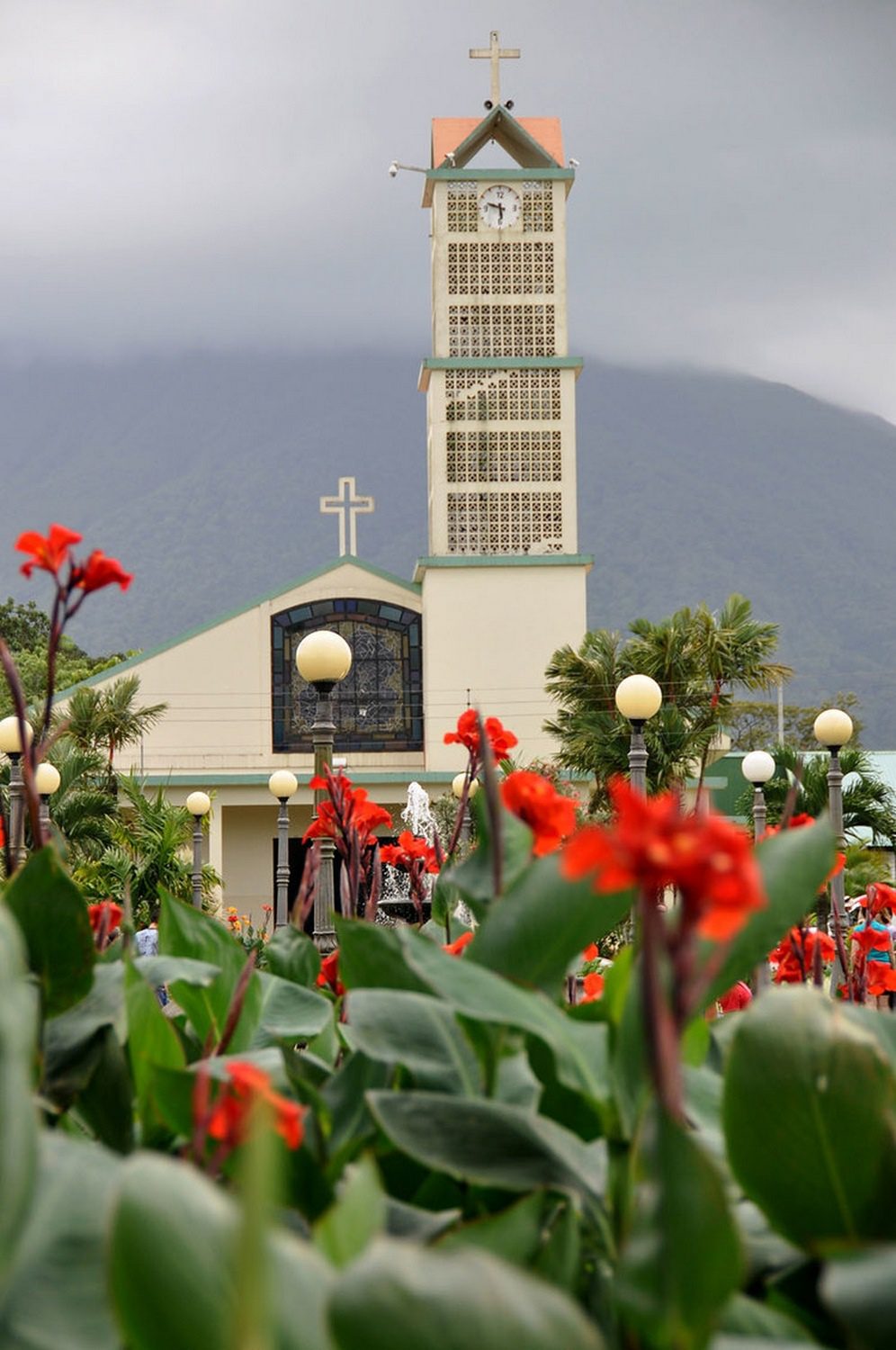 Arenal Cosa Rica church photography tips