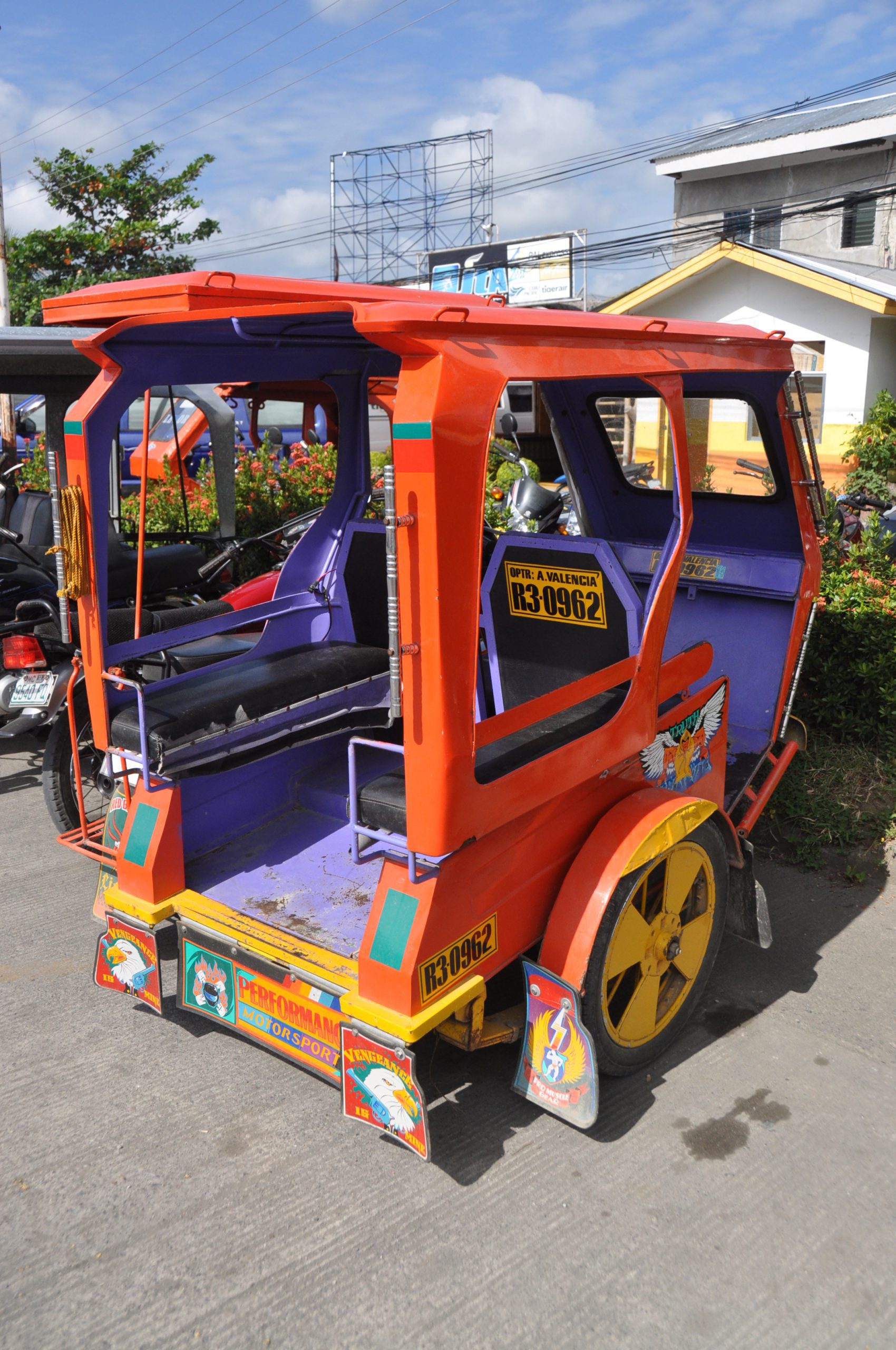Philippines Tricycle Budget less than $50 per day Airplane