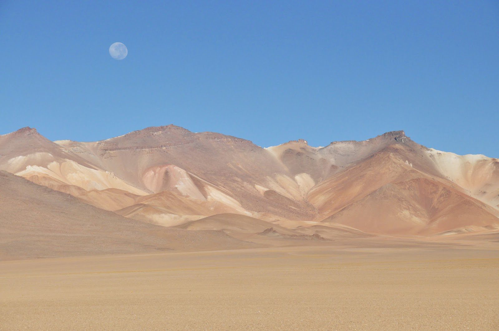 Salar De Uyuni Bolivia The Atacama Desert