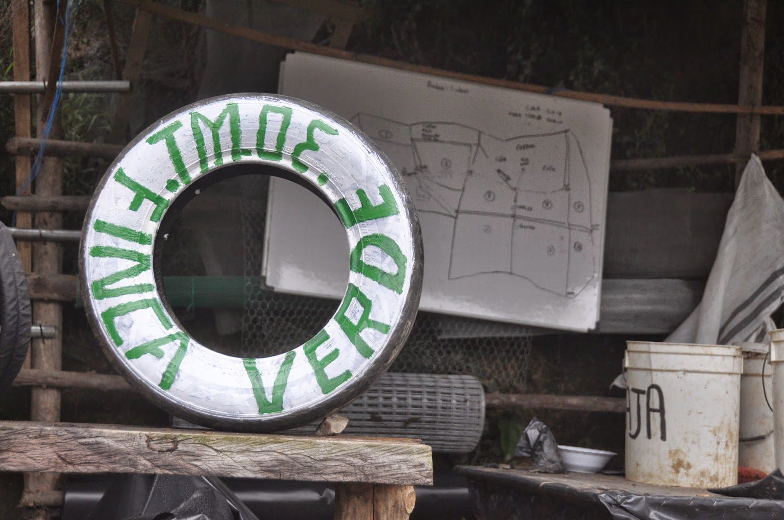 While we were at Finca Verde, a new sign was made for the entrance to the farm. Hopefully future WWOOFers will have an easier time finding it than we did!