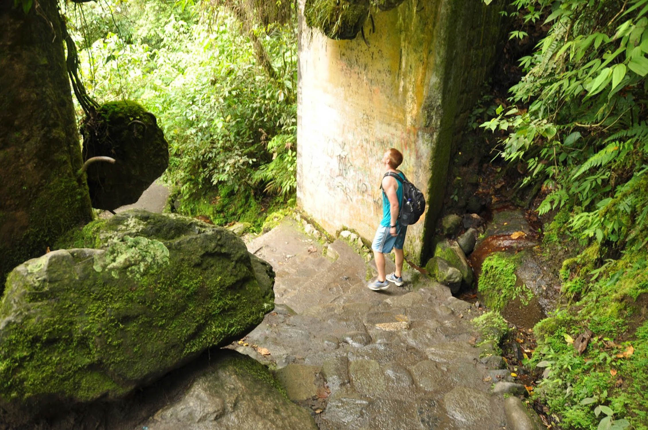 Routa de las Cascadas Banos Ecuador