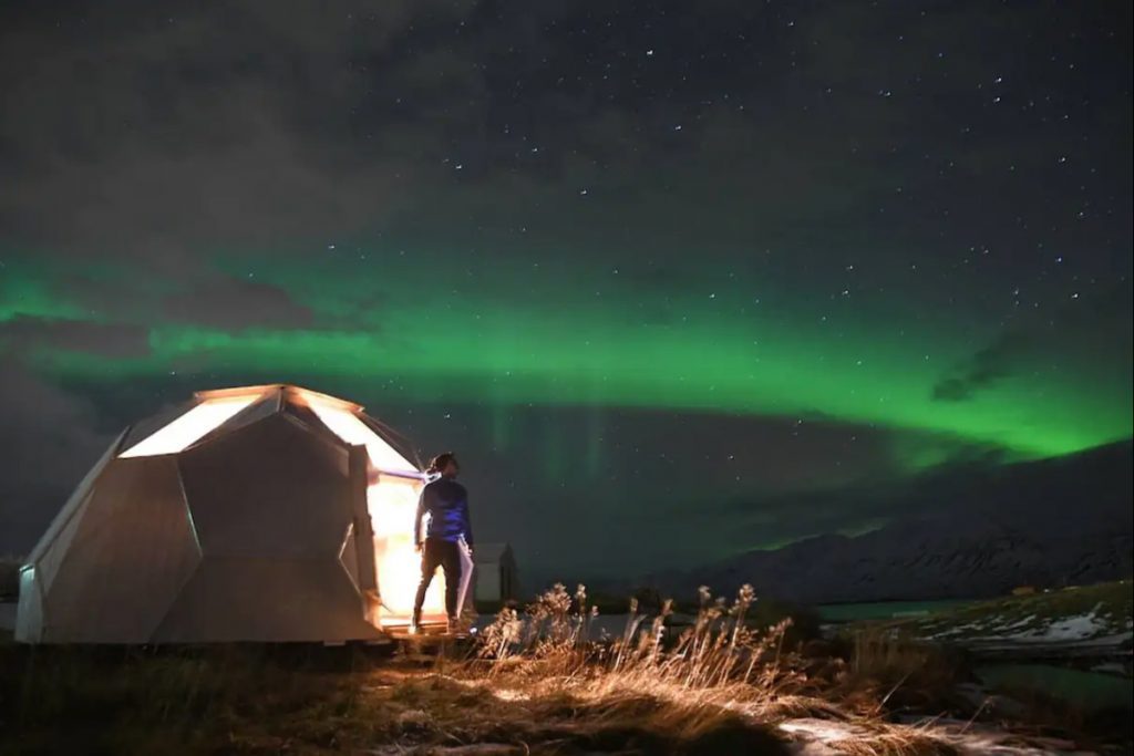 Iceland Airbnbs | Sky sighting Igúhús