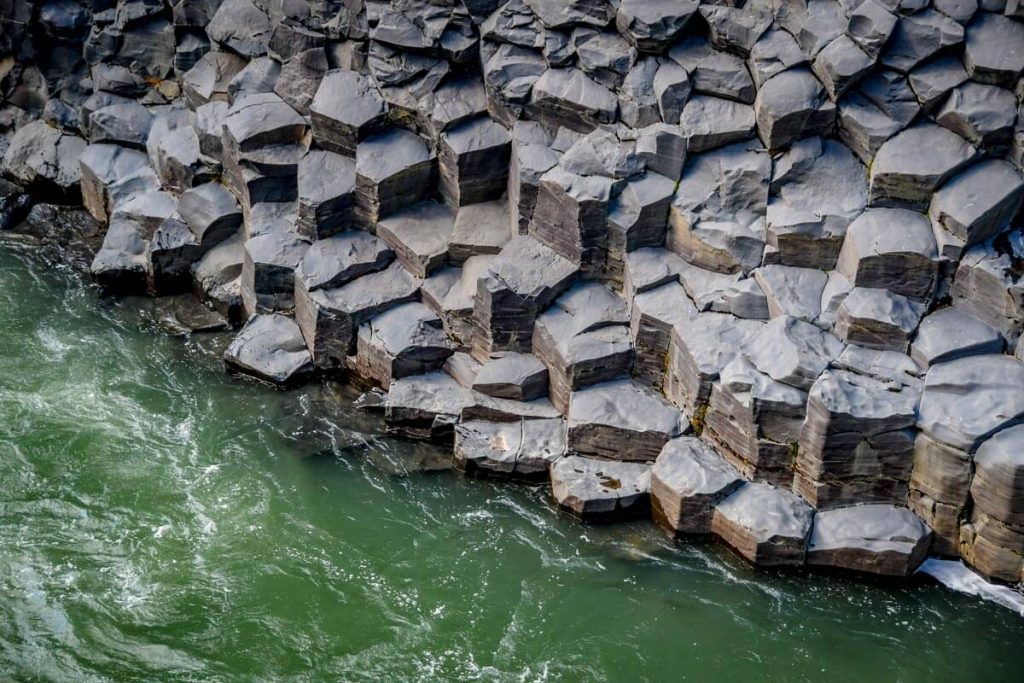 Stuðlagil Canyon hexagons