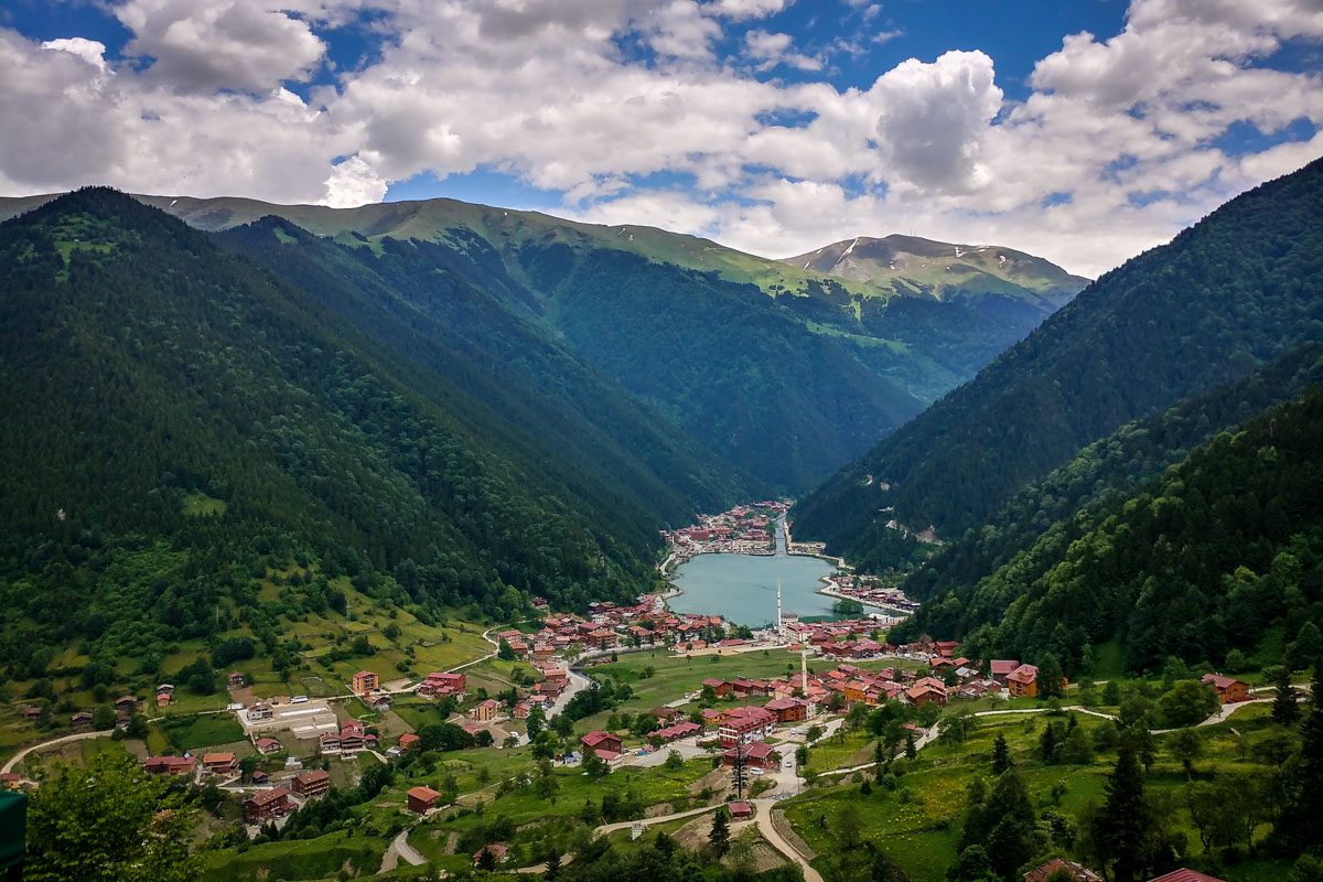 Uzungöl Lake_STOCK-U (Damoon Katooei)