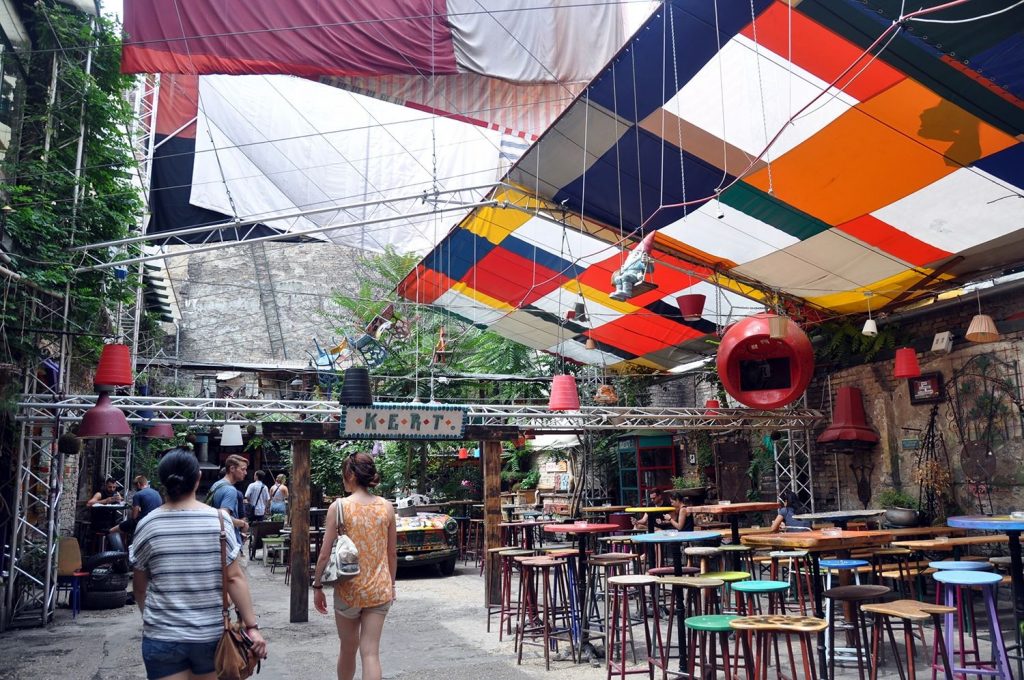 Szimpla Kert Farmers Market Things to do in Budapest