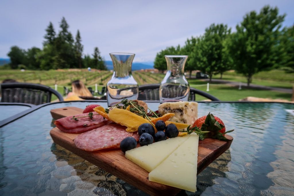 Hood River Wineries