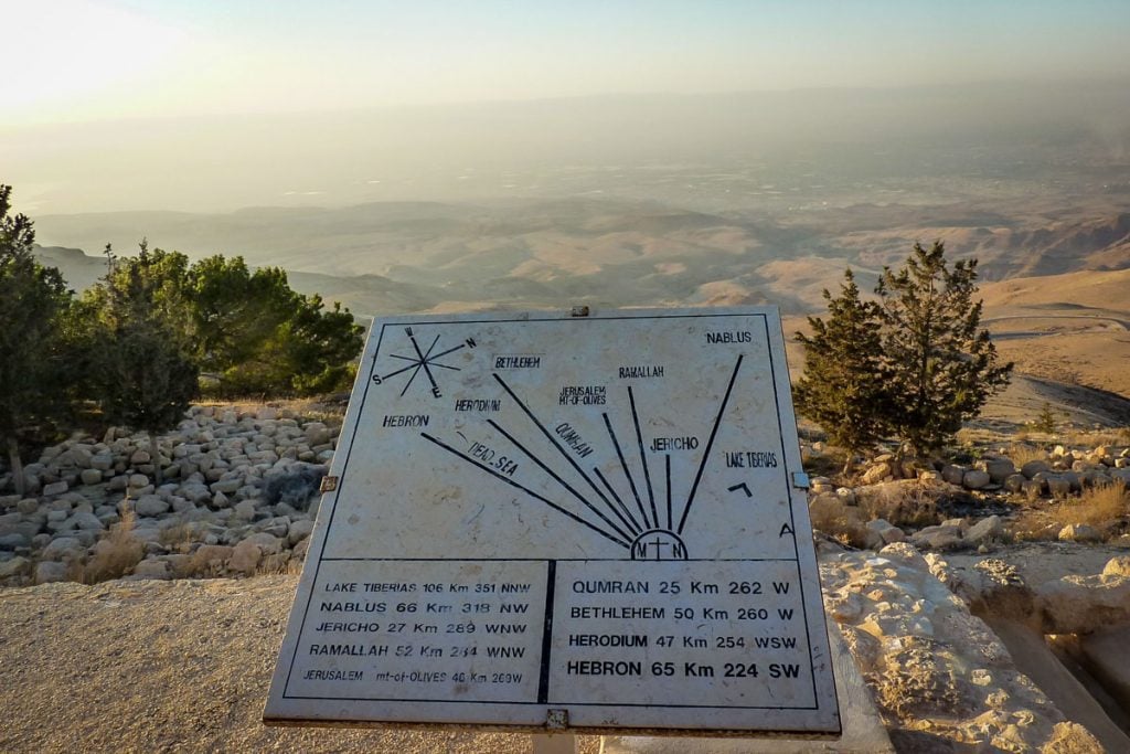 Mount Nebo (Maya-Anaïs Y.)