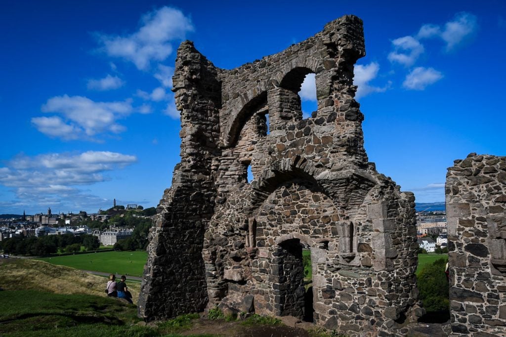 Arthurs Seat Chapel ruins