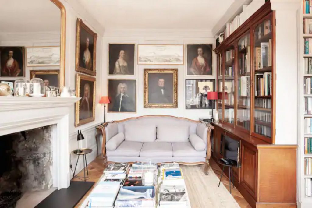 Classical Apartment on the Royal Mile Edinburgh Airbnb