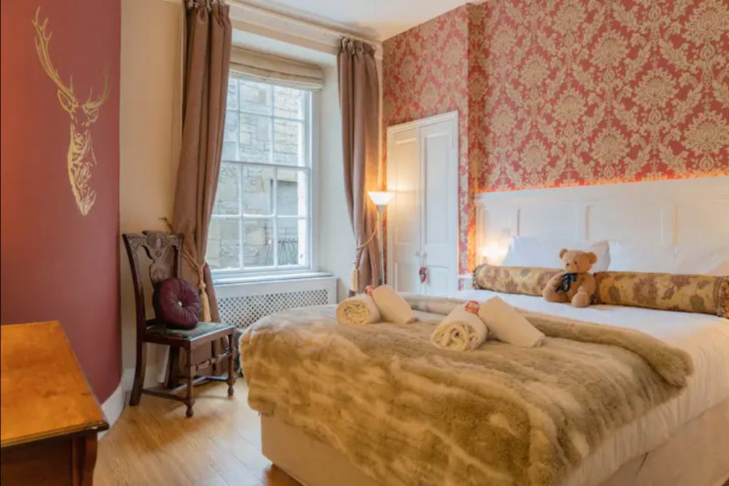 Stunning Castle View Apartment Edinburgh Airbnb