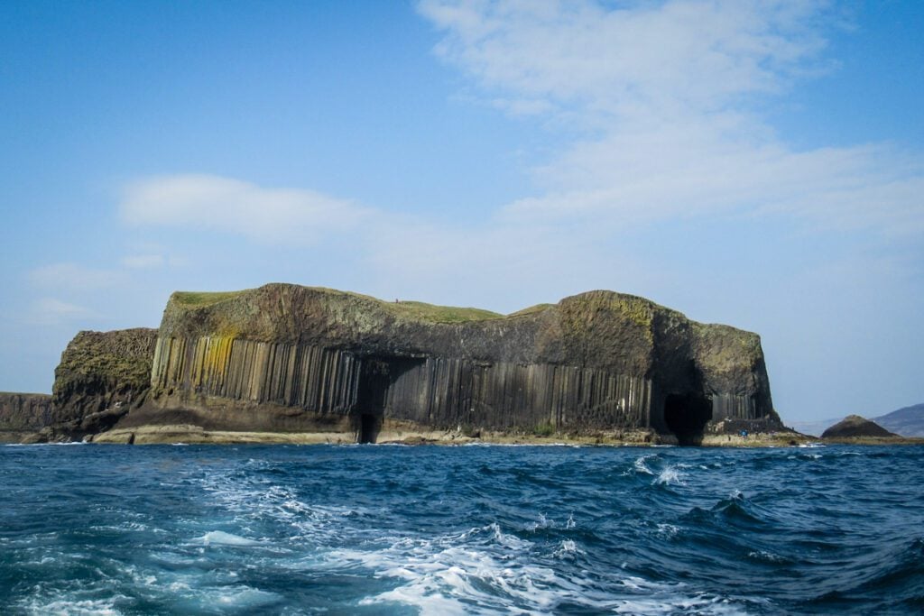 Basalt Columns around Fingal’s Cave Scotland_STOCK-U