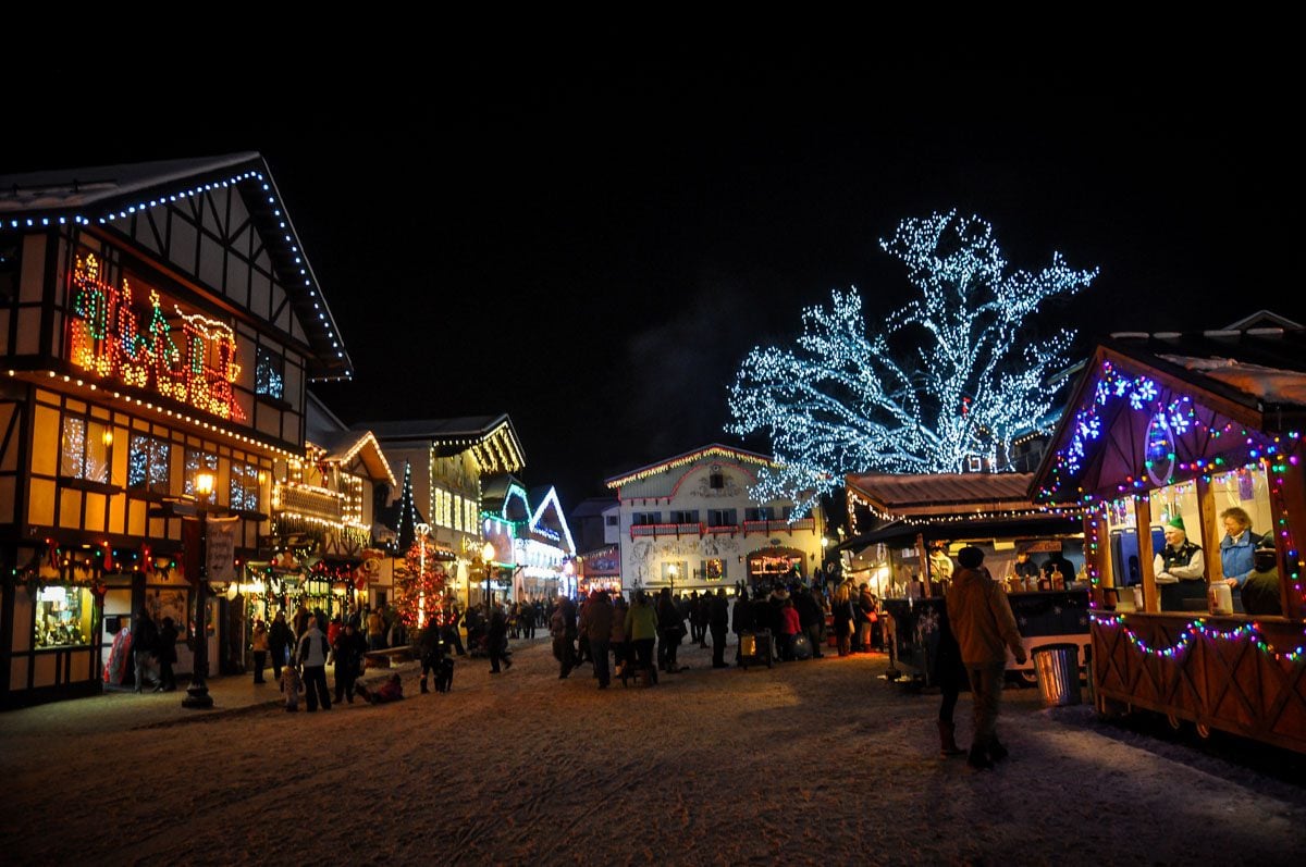 Leavenworth Tree Lighting 2025 Season Darcey Wilhelmina