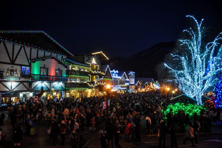 Leavenworth Tree Lighting 2025 Season Darcey Wilhelmina