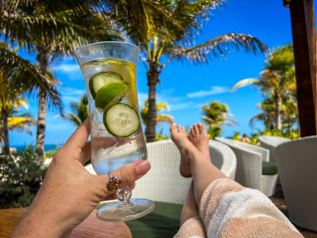 Resort Cancun drink cocktail