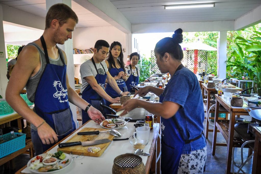 Thai food cooking class Thailand