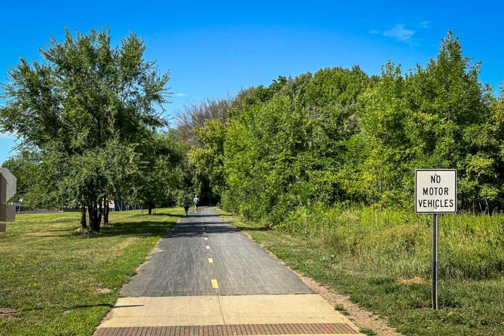 Grand Rounds Scenic Byway Bike Trails Minneapolis Minnesota