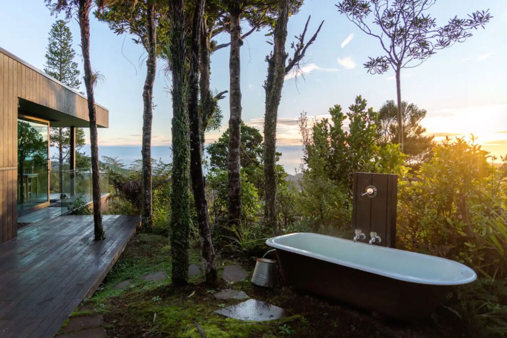 AIrbnbs in Auckland | Piha Retreat