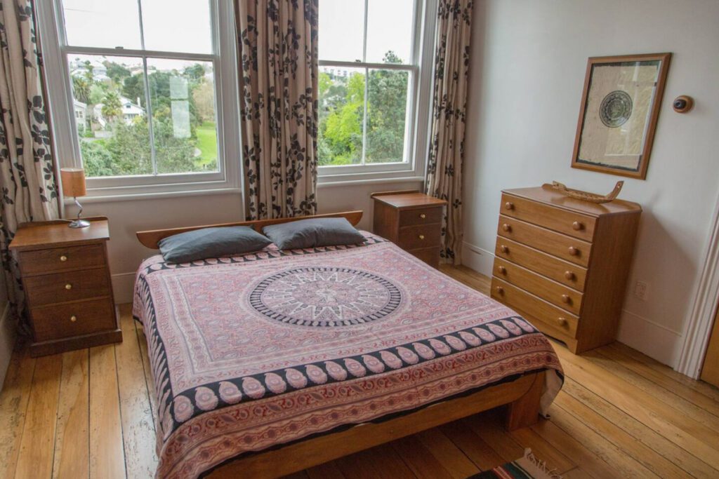 Airbnbs in Auckland | Spacious Inner City Sanctuary