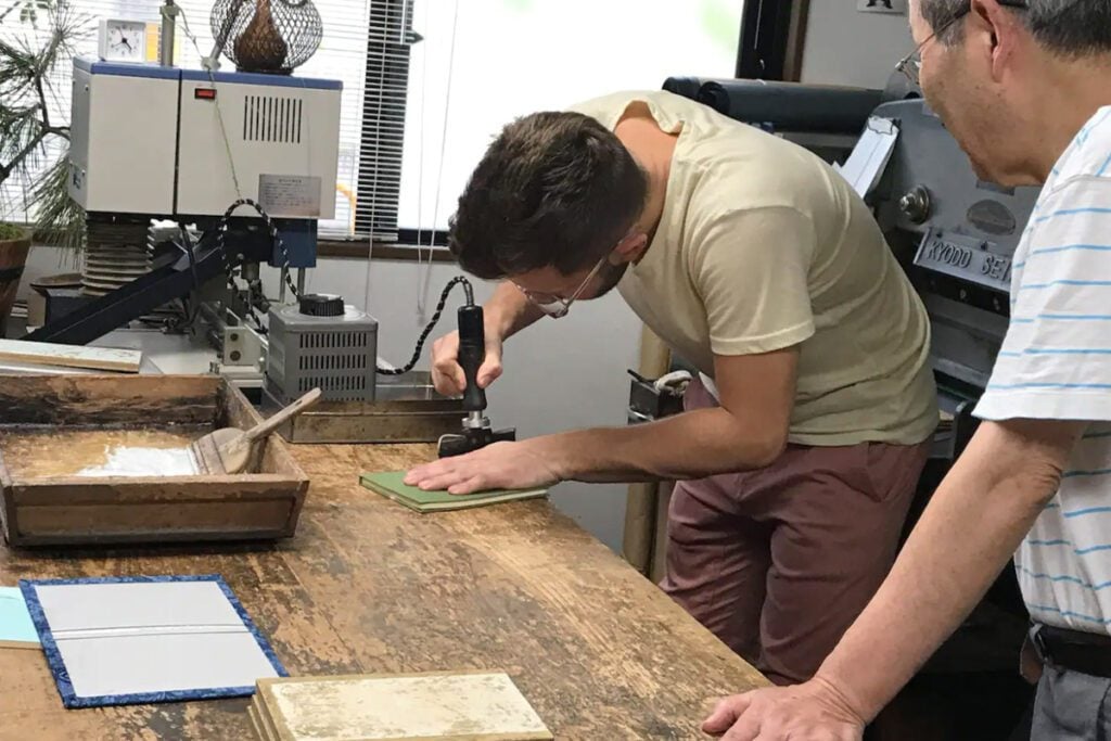 Traditional Kyoto-style Bookmaking (Airbnb)