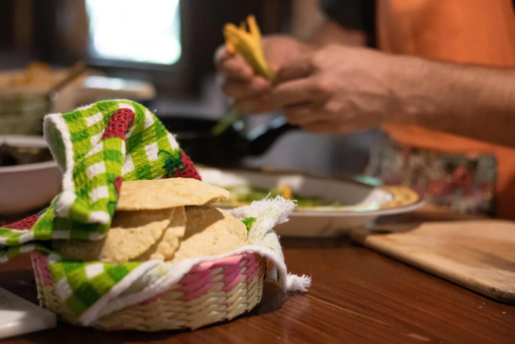 Cooking class in Bacalar Mexico(Airbnb)