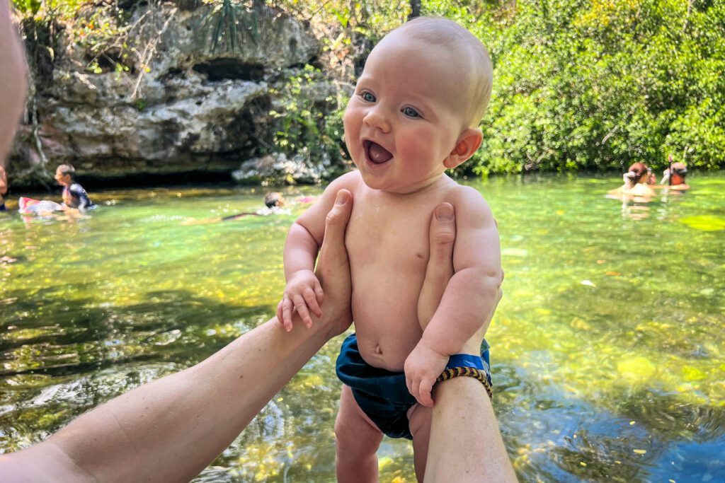 Cenote Azul Mexico