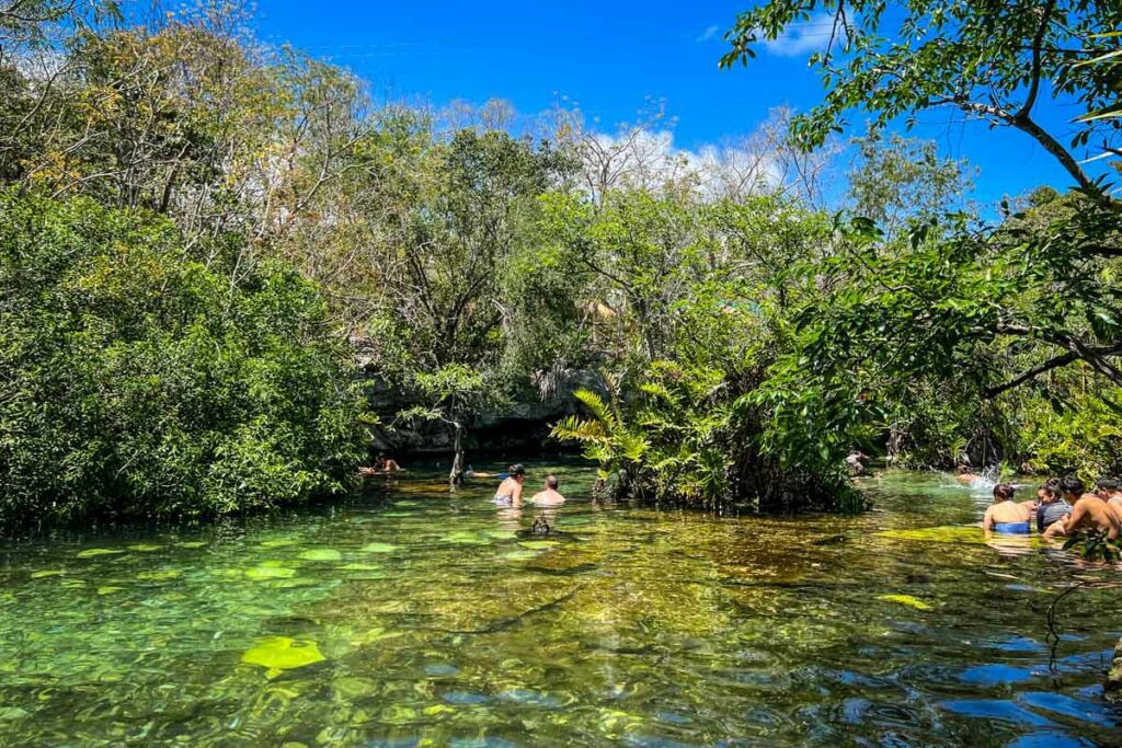 Cenote Azul Mexico