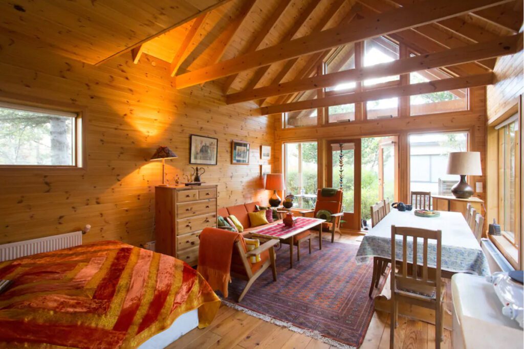 A beautiful cozy cottage (Airbnb)