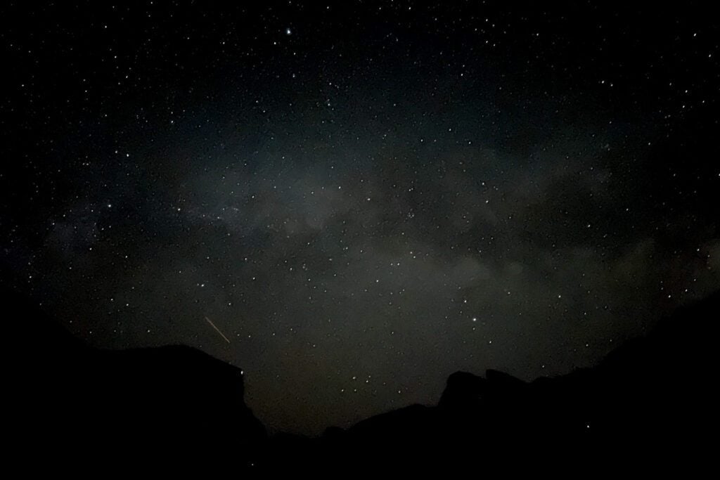 Night sky from Tunnel View Yosemite (Paul Fuchs)