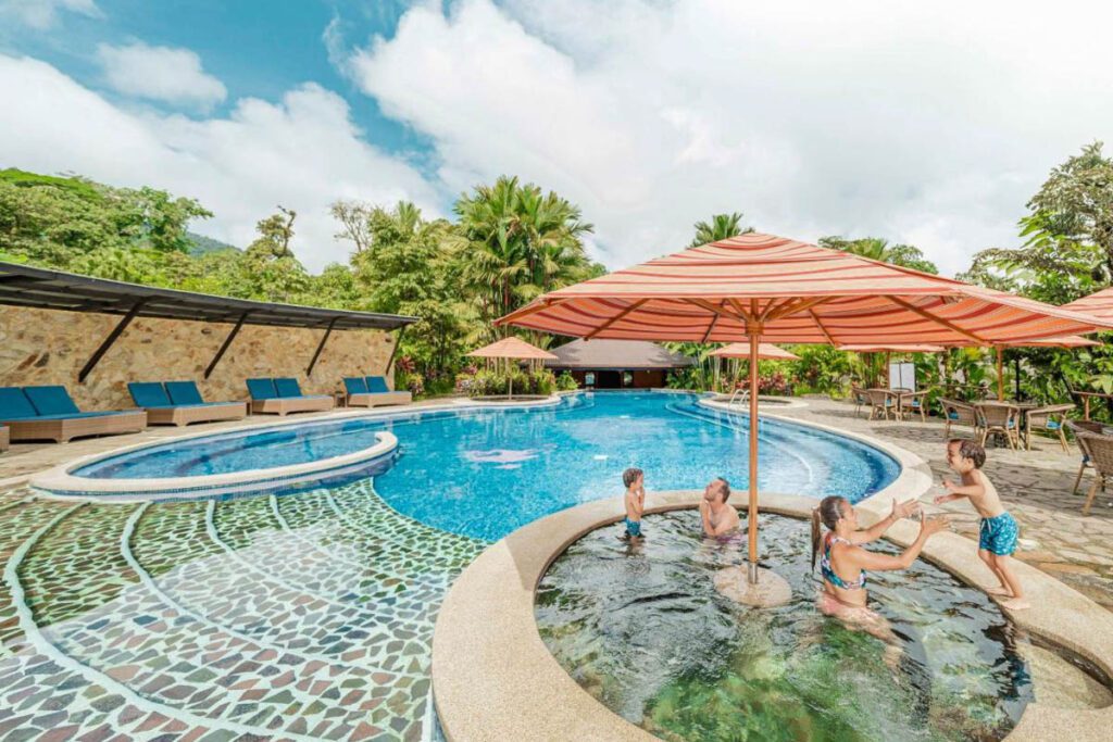 Rio Celeste Hideaway Hotel (Booking)