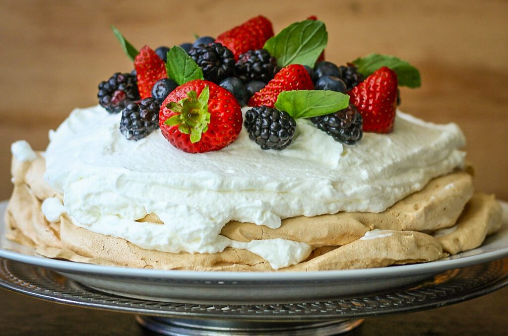 Pavlova New Zealand Food