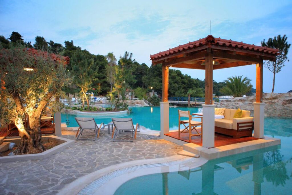 Amfora Hvar Grand Beach Resort (Booking)