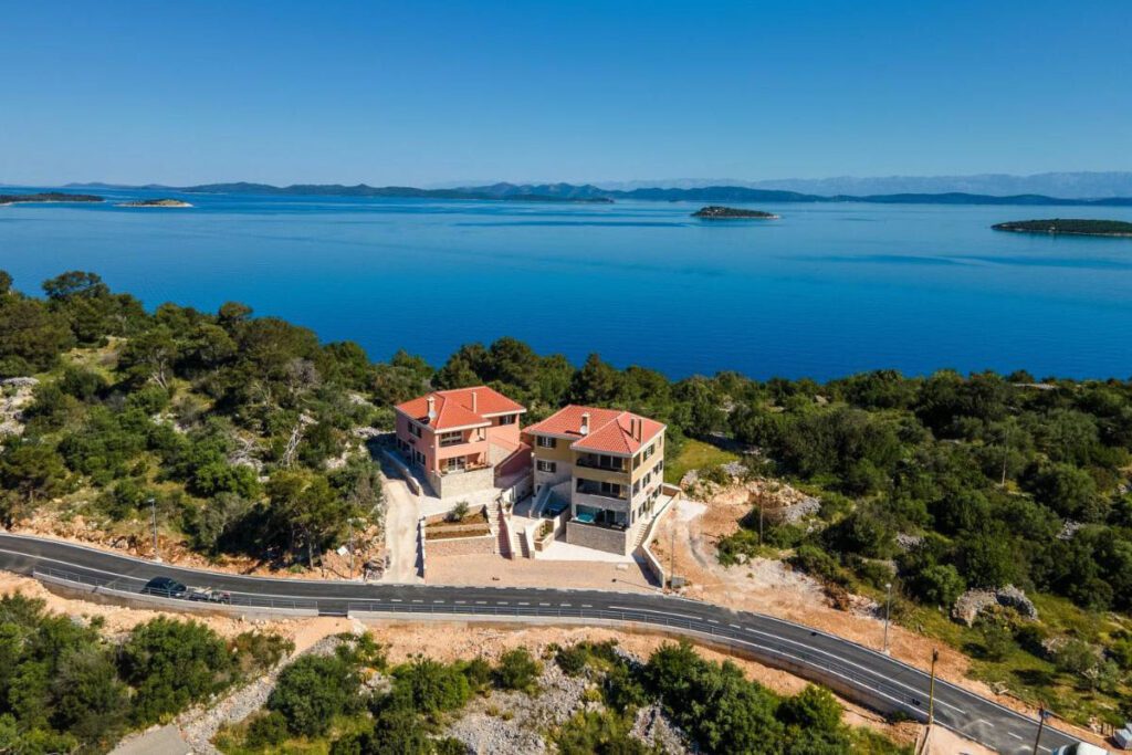 TEONA Luxury Apartment Dugi Otok (Booking)