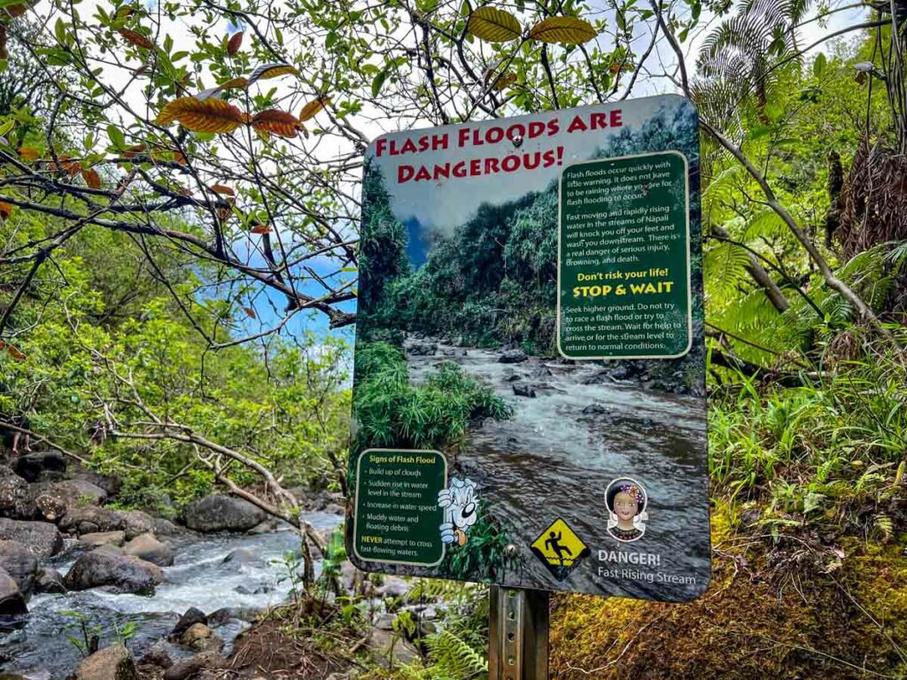 Kalalau Trail flash flood warning