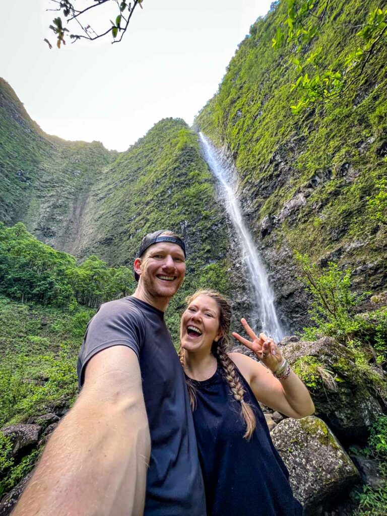 Hanakoa Waterfall hiking Kalalau Trail