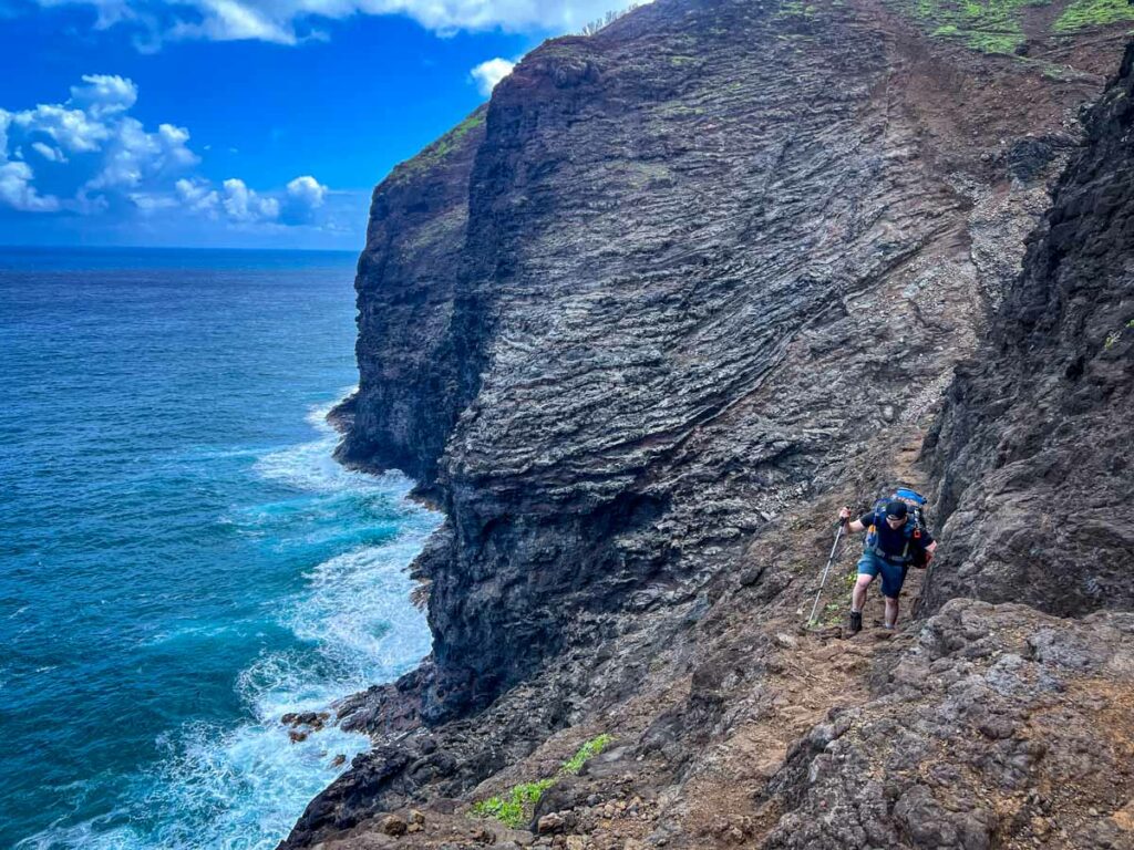 Crawlers Ledge Hiking Kalalau Beach