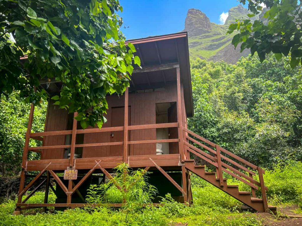 Kalalau Trail toilet