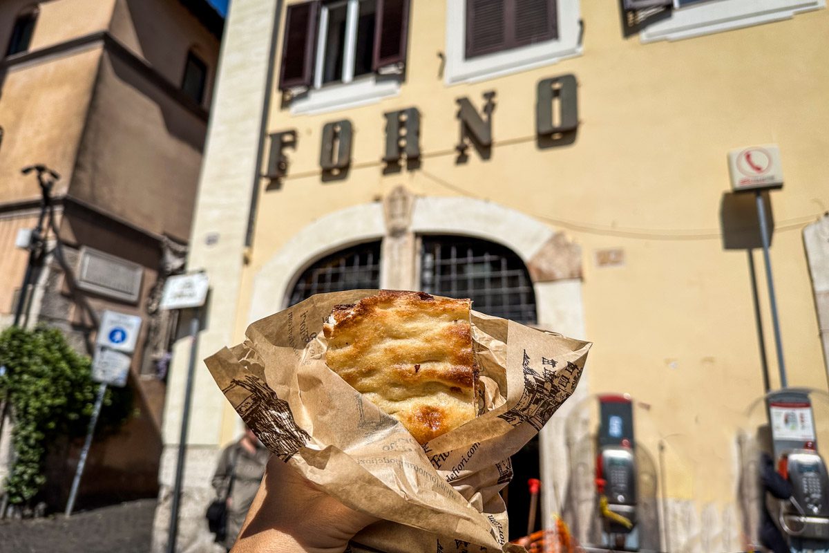 Oldest bakery in Rome - Forno Campo di Fiore Rome Italy