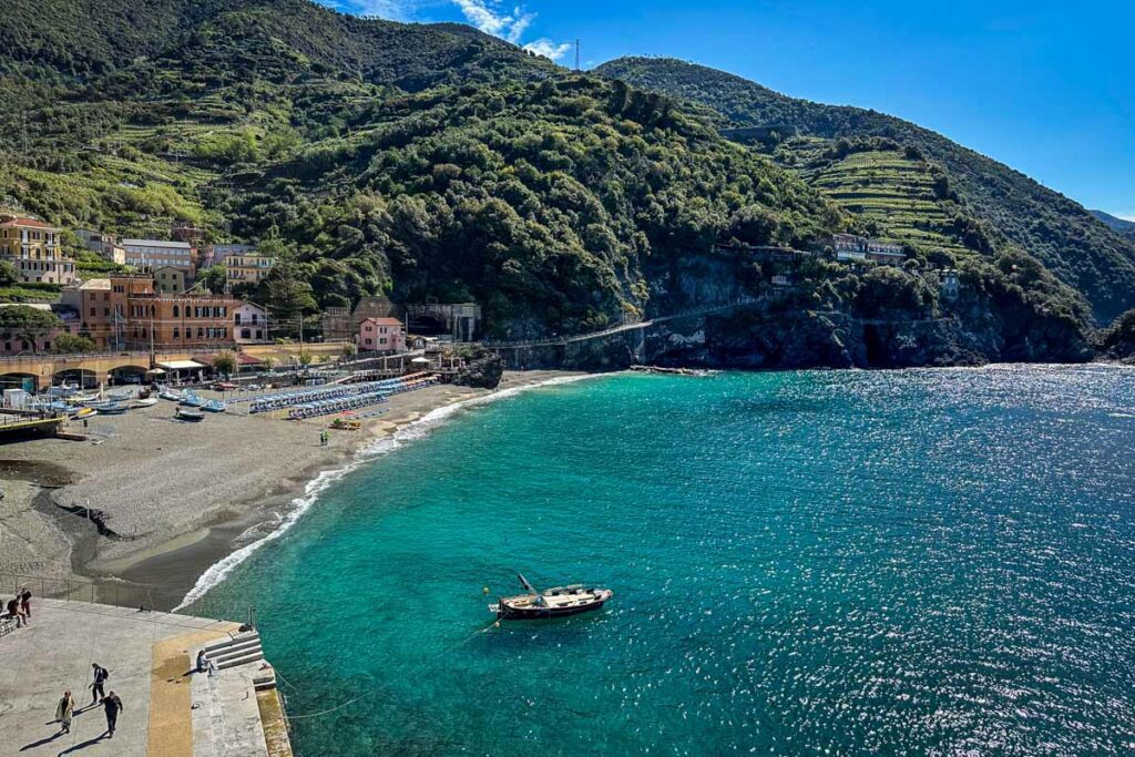 Manarola al Mare Cinque Terre Italy