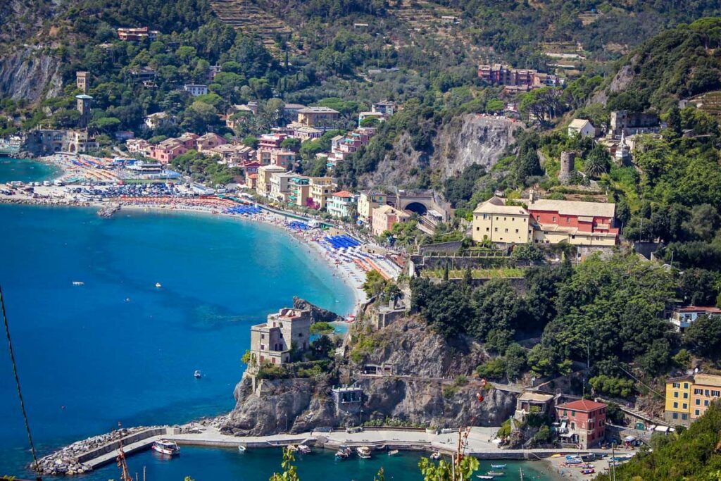 Manarola al Mare Cinque Terre Italy