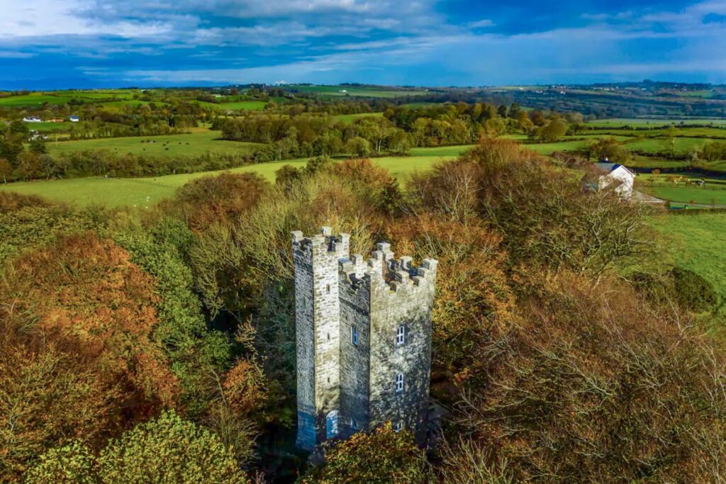 Drummond Tower Ireland (Airbnb)