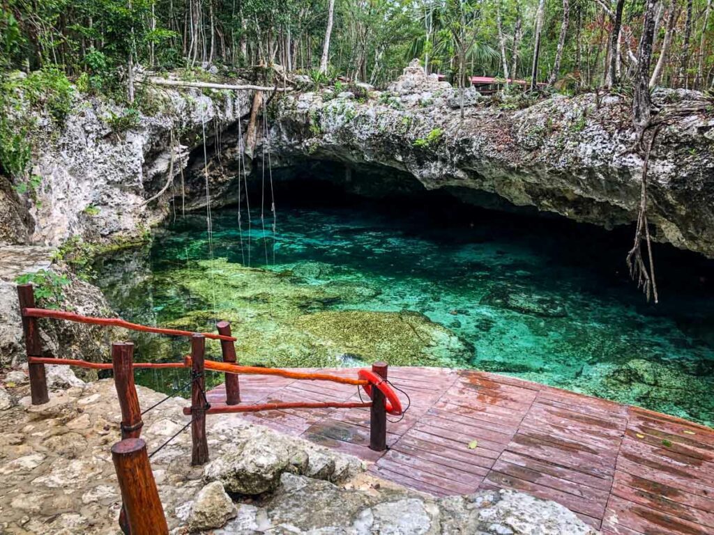 Cenote Tulum