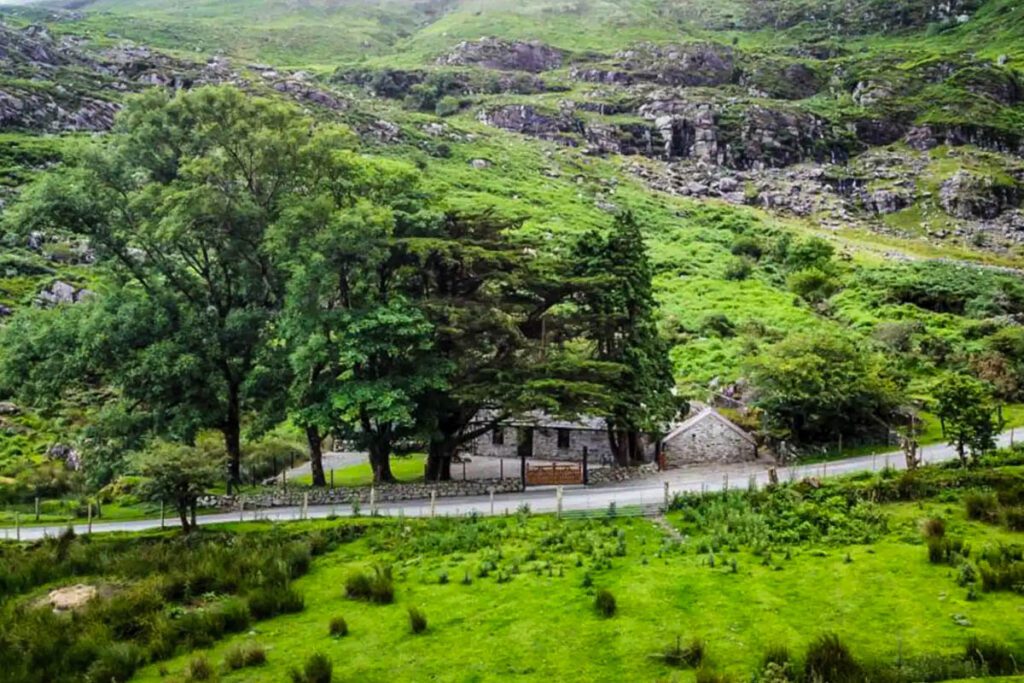 Gap of Dunloe Shepherd's Cottage Ireland Airbnb