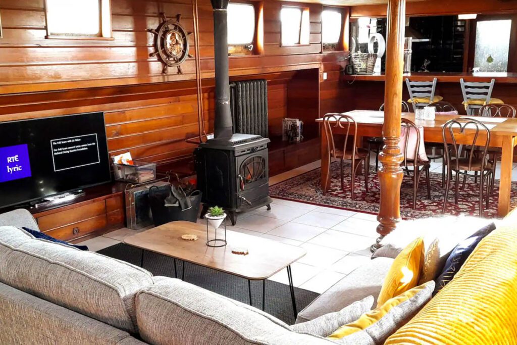 Houseboat Airbnb Galway Ireland