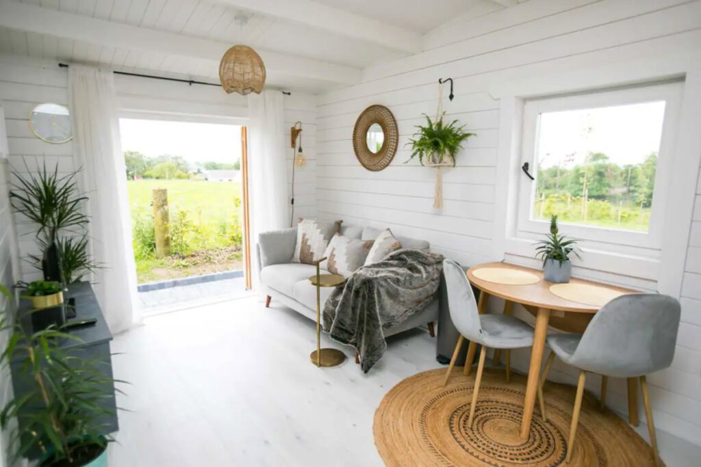 Paddocks Cabin Airbnb