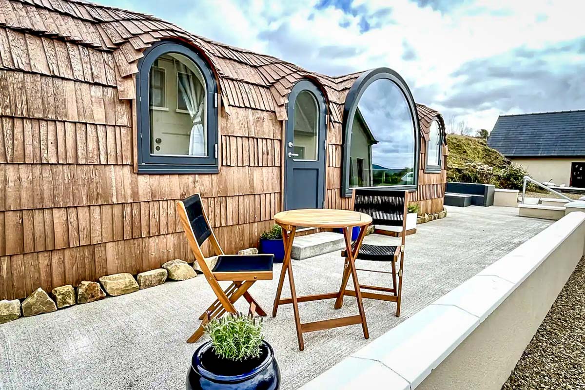 19 Best Airbnbs in Ireland For Every Type of Traveler | Two Wandering Soles